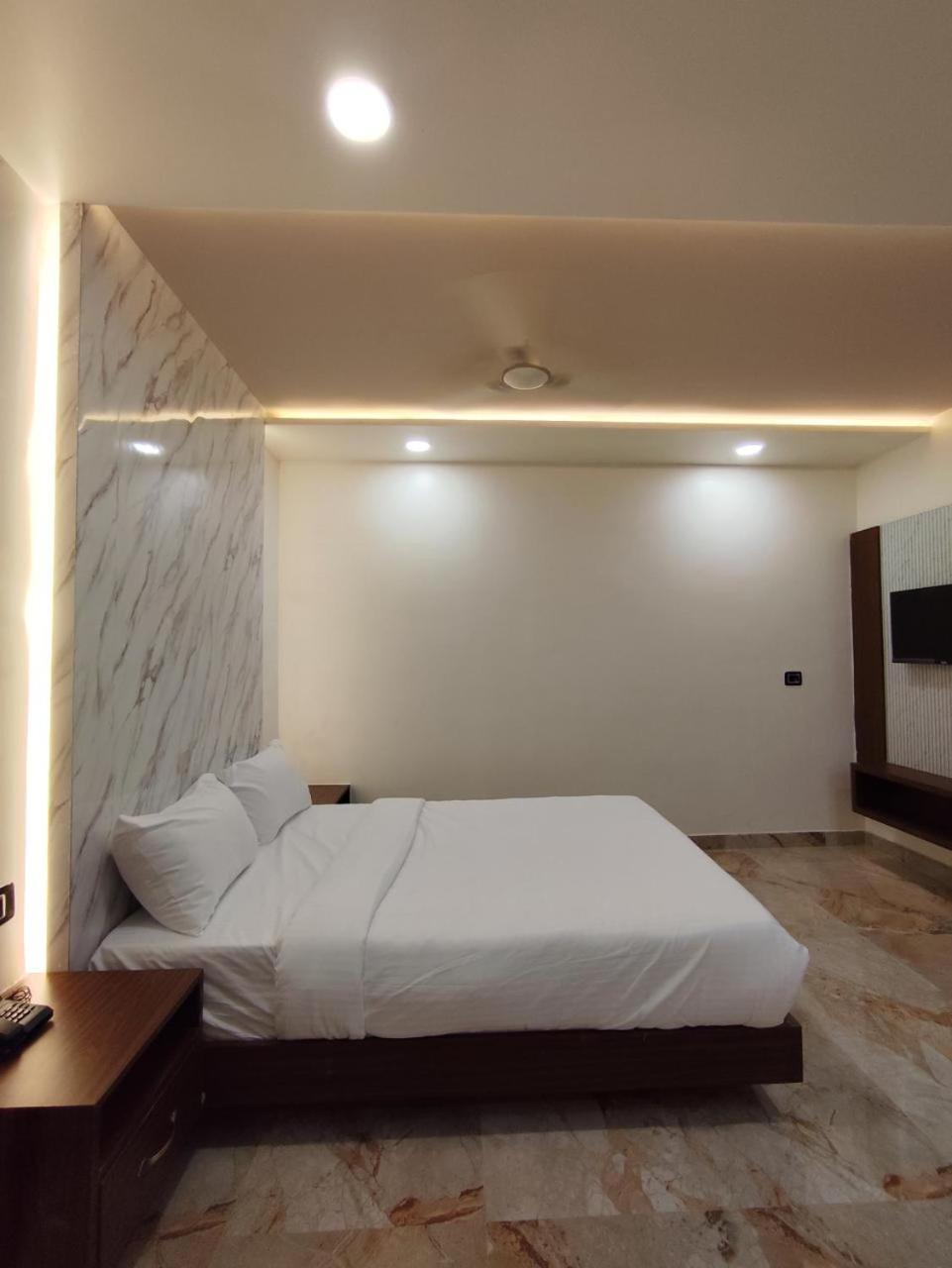 Sree Mahalakshmi Residency By K Hotels Virudunagar Exterior photo